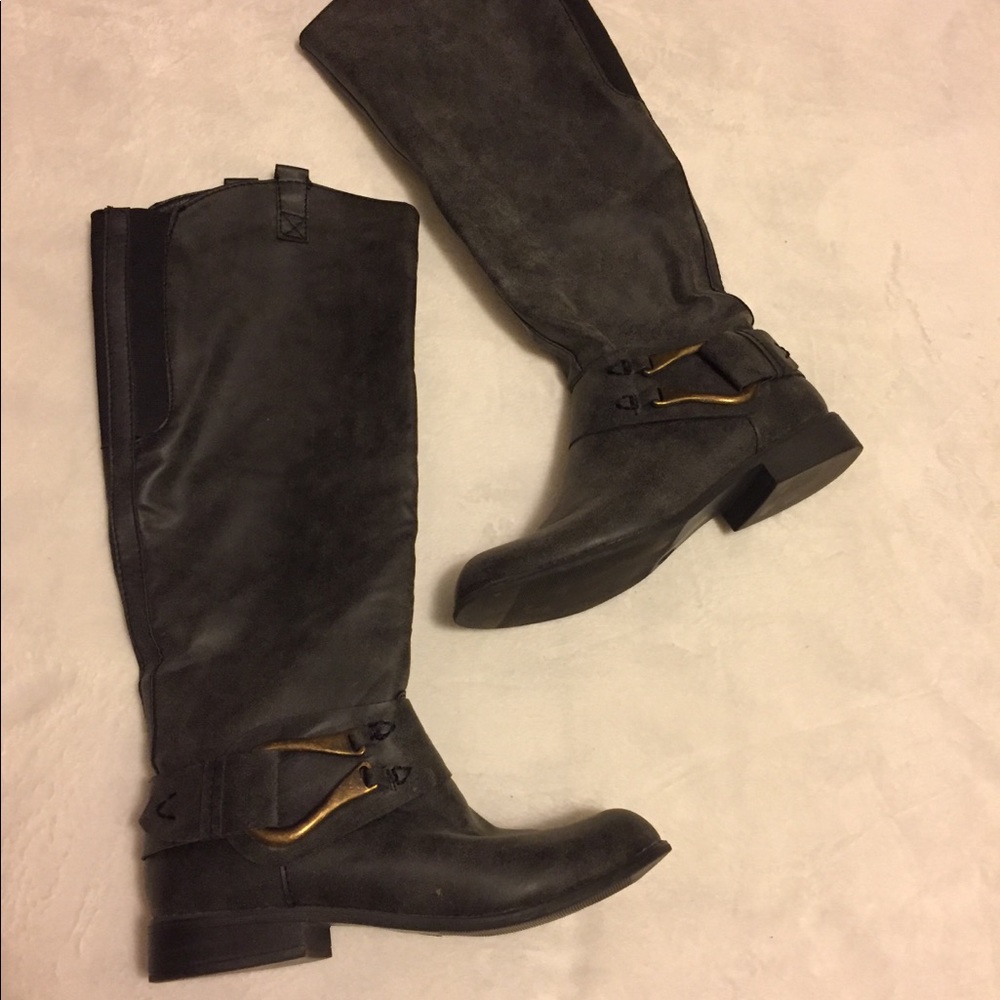 Grey Riding Boots w/ buckle